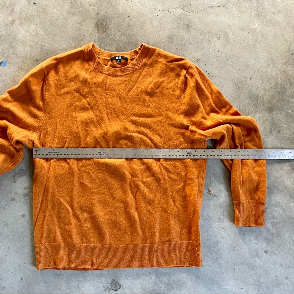 Pumpkin Cashmere Uniqlo Crewneck Sweater Large